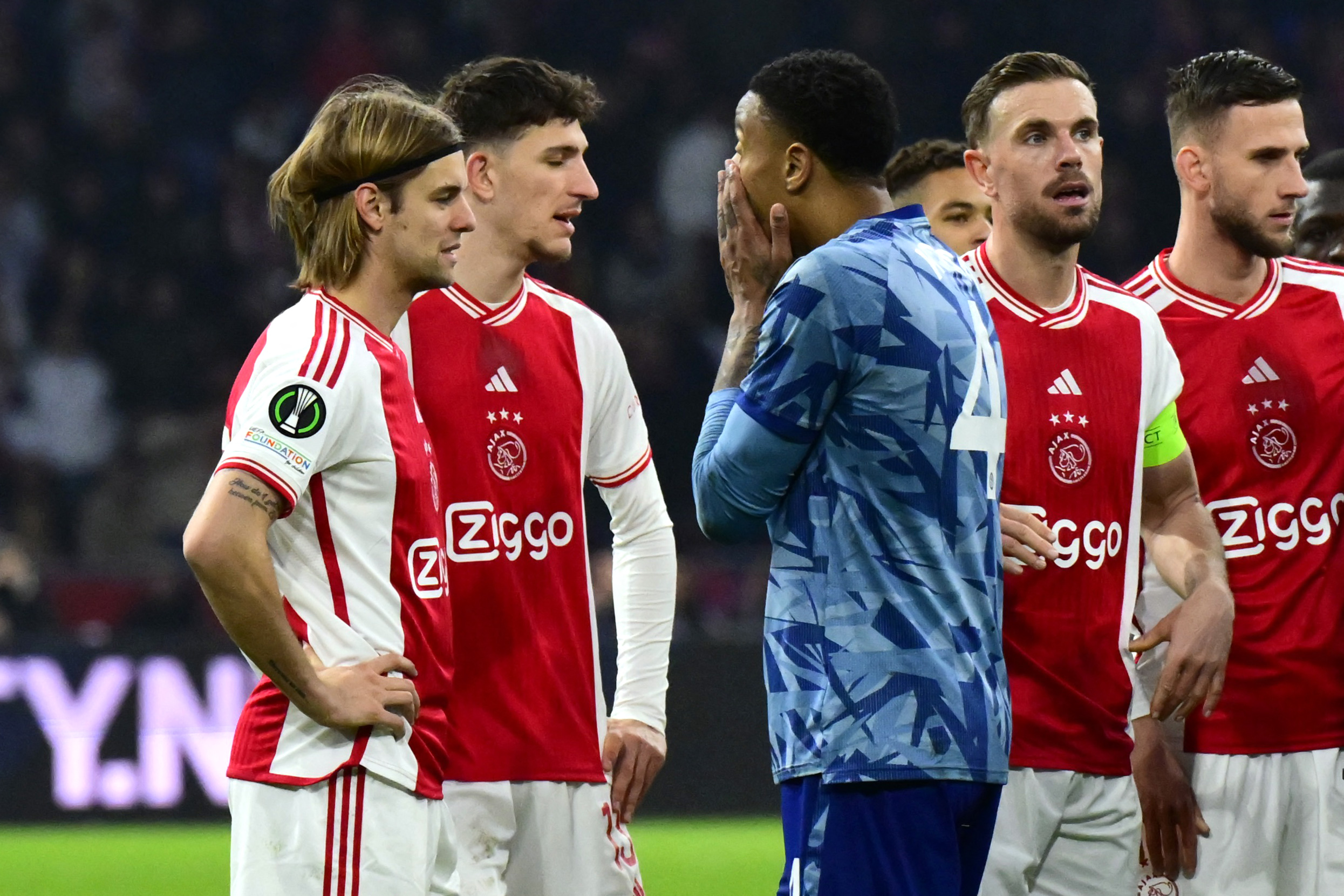 Aston Villa Ajax Konferans Ligi Maçı Saat Kaçta Hangi Kanalda