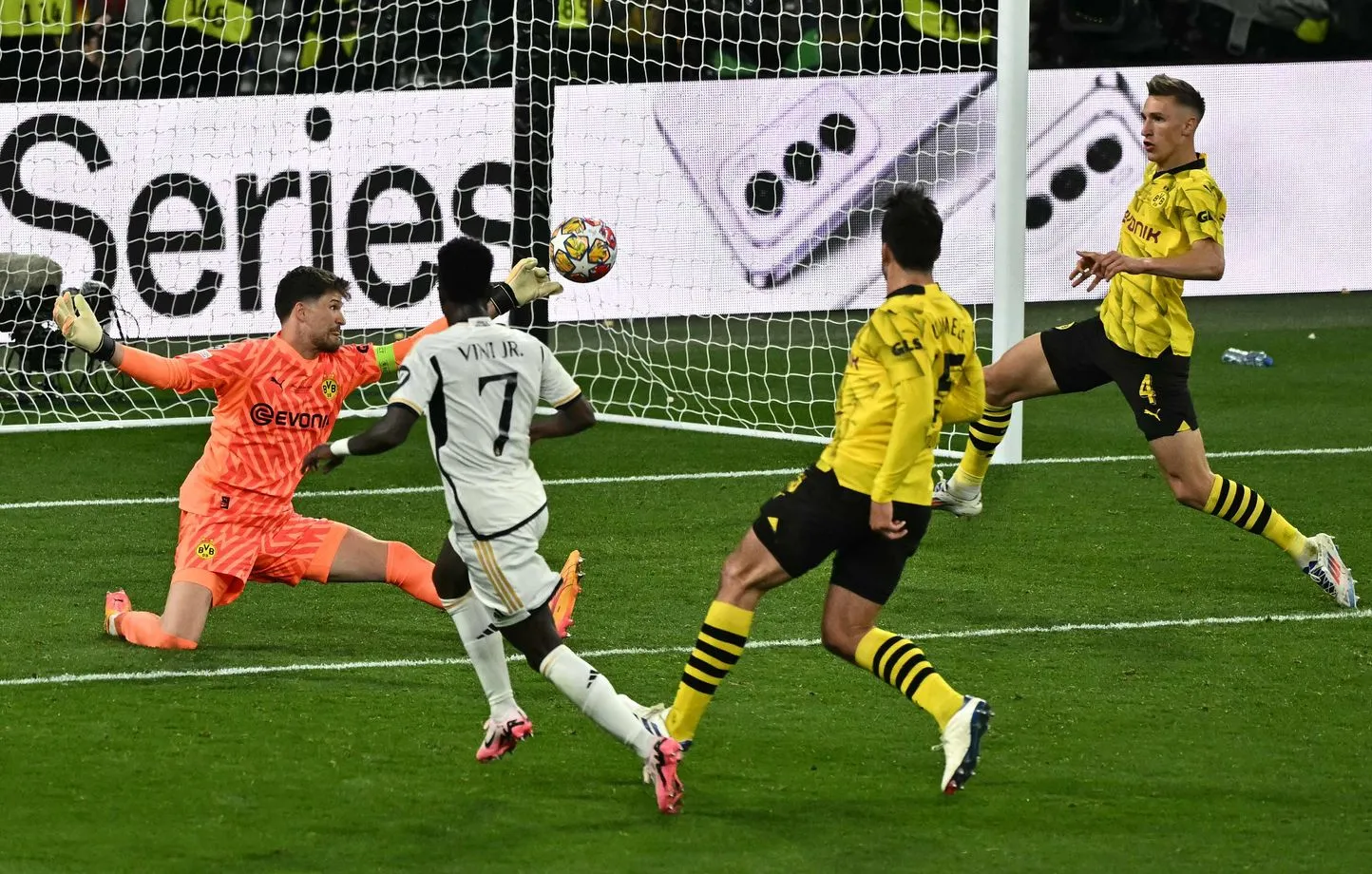 Real Madrid Borussia Dortmund Şampiyonlar Ligi Maçı Hangi Kanalda Saat Kaçta